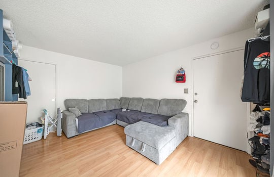 905 Gardenia Ave Long Beach, CA, United States