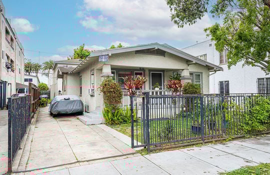 905 Gardenia Ave Long Beach, CA, United States