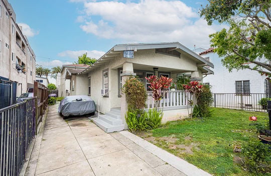 905 Gardenia Ave Long Beach, CA, United States