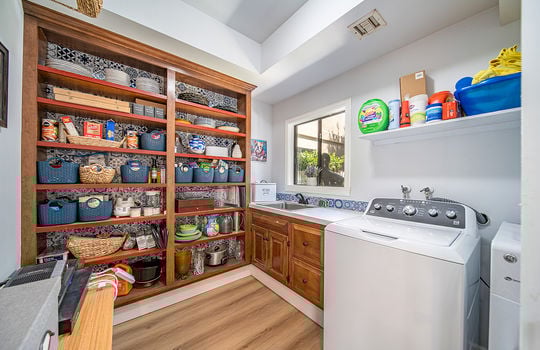 232 Seventh St Seal Beach, CA, United States
