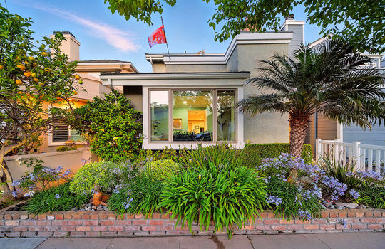 232 Seventh St Seal Beach, CA, United States