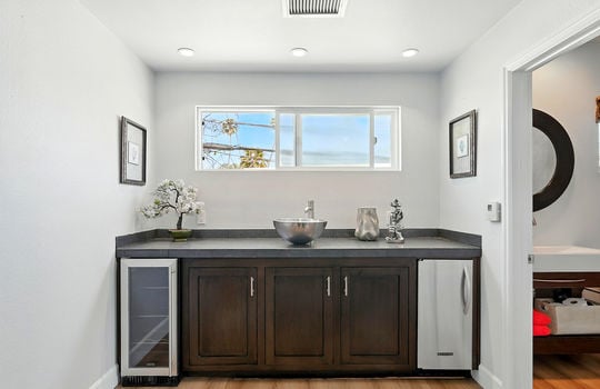 232 Seventh St Seal Beach, CA, United States