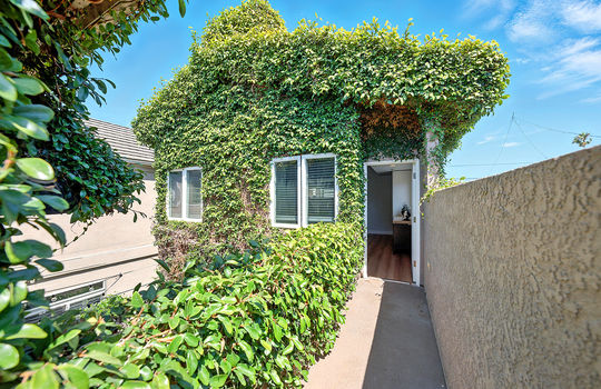 232 Seventh St Seal Beach, CA, United States