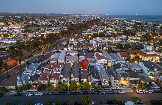 232 Seventh St Seal Beach, CA, United States