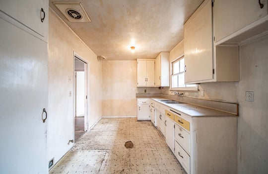 6829 E Parapet St Long Beach, CA, United States