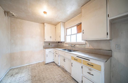 6829 E Parapet St Long Beach, CA, United States