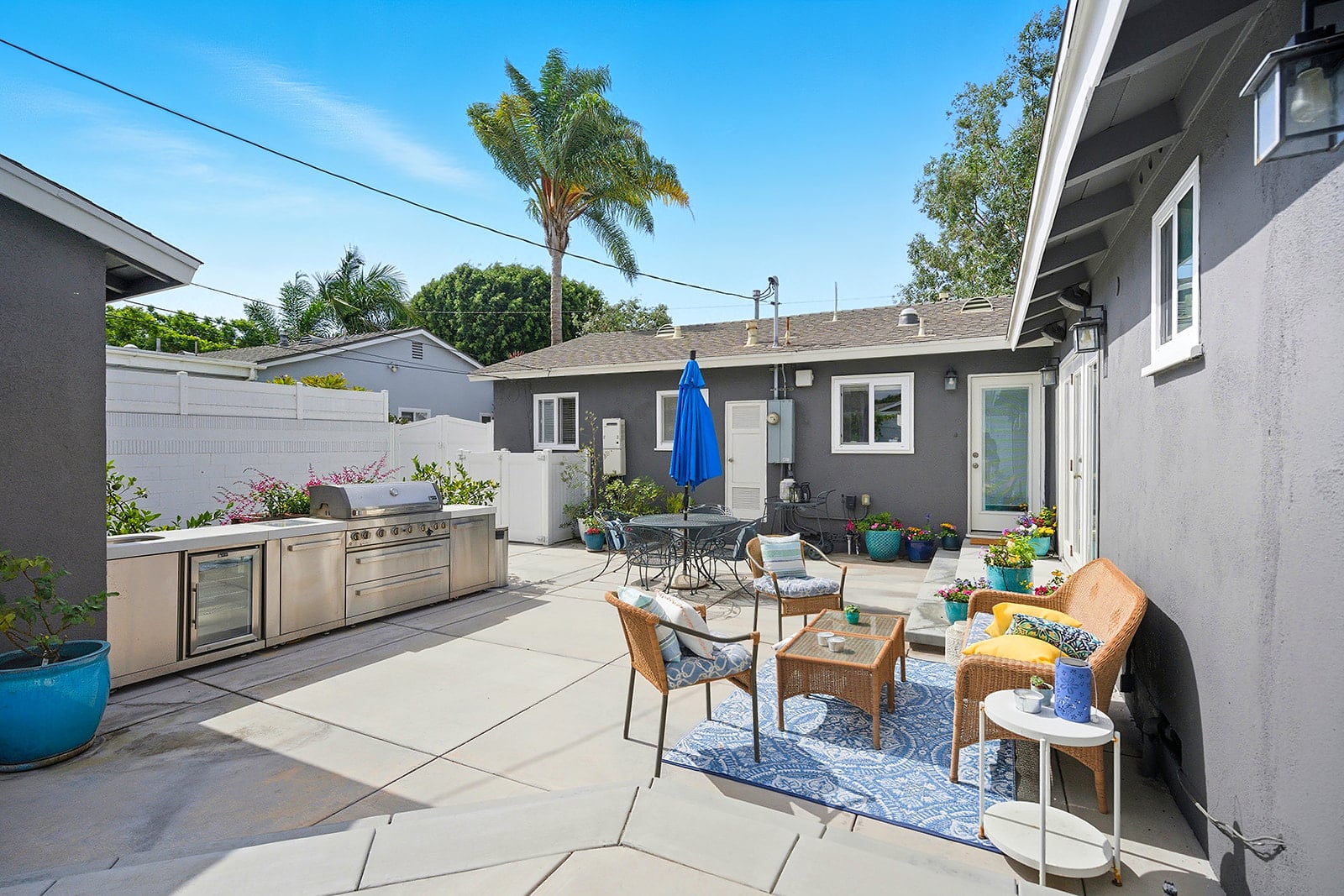 2236 Albury Ave Long Beach, CA, United States
