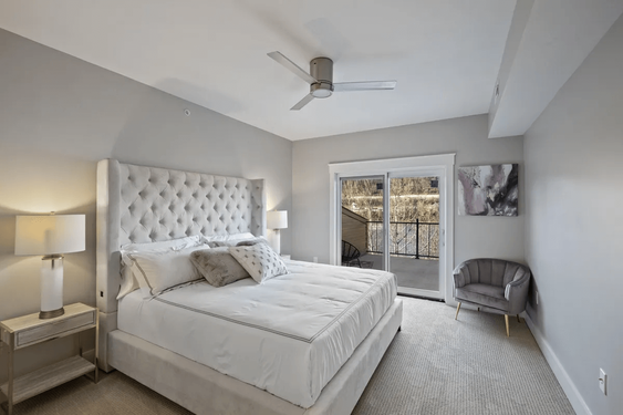 The Waterfront at Manhattan Harbour 7