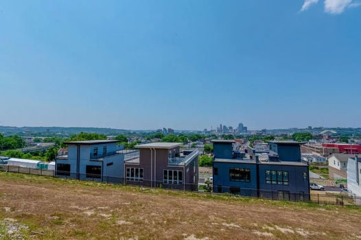 martings-gate-lots-2