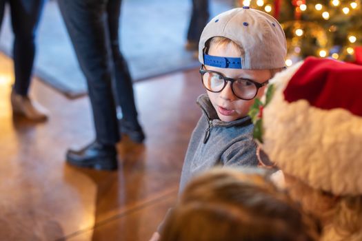 20221203_Oyler Hines_Santa Event_Web_018-min