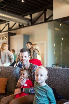 20221203_Oyler Hines_Santa Event_Web_026-min