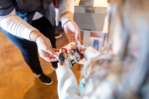 20221203_Oyler Hines_Santa Event_Web_060-min