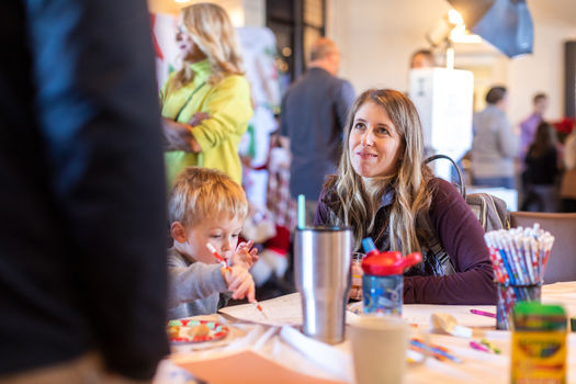 20221203_Oyler Hines_Santa Event_Web_071-min