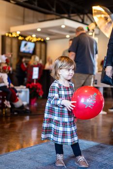 20221203_Oyler Hines_Santa Event_Web_076-min