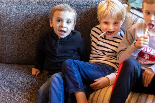 20221203_Oyler Hines_Santa Event_Web_080-min