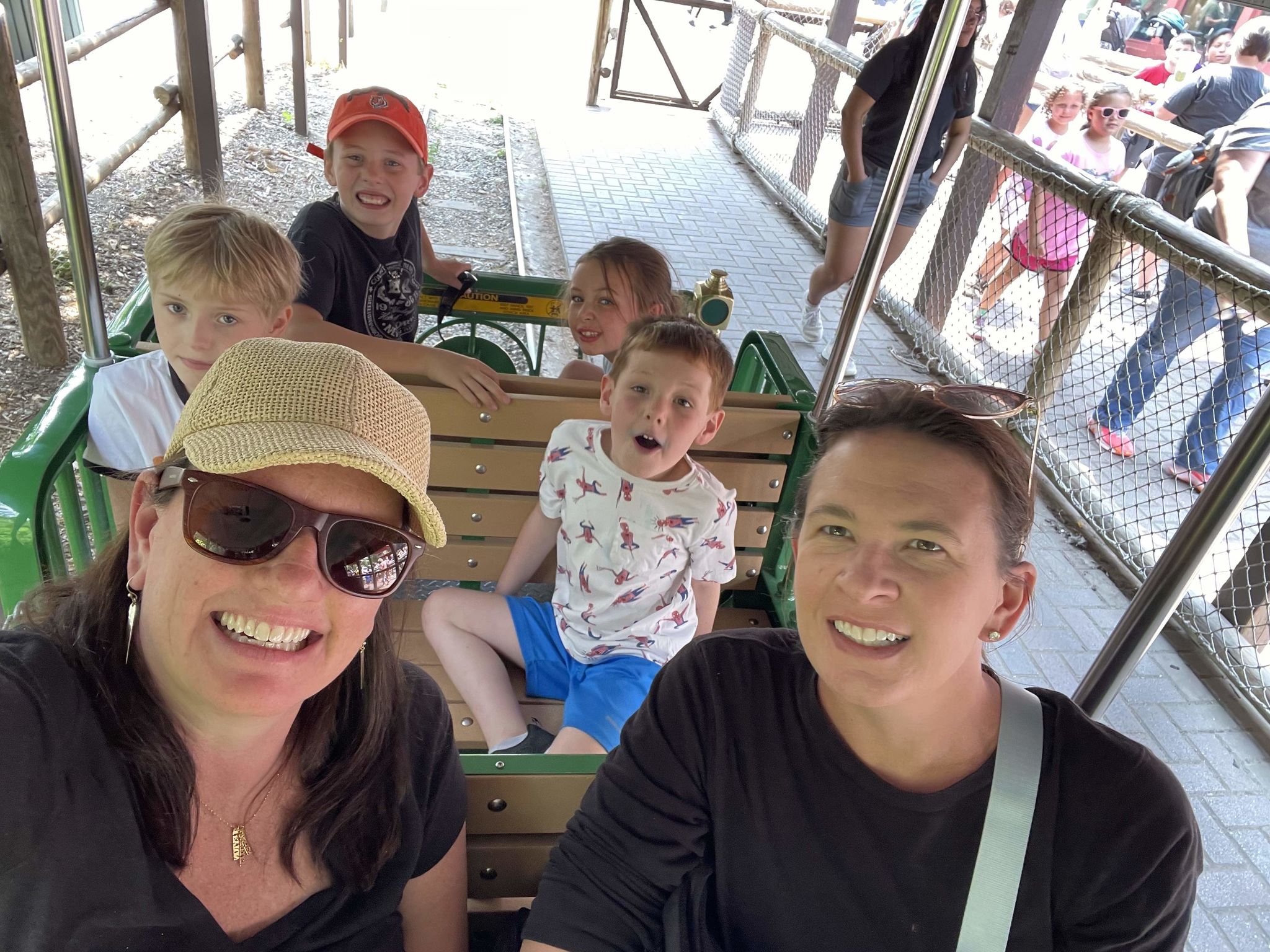 20B82BFB-71D4-4755-A12C-31D92FB552DA