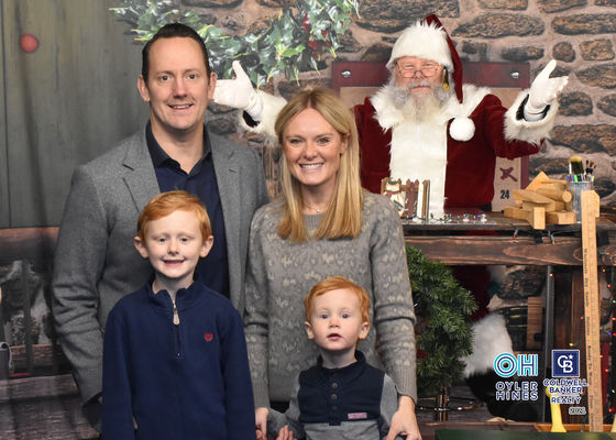 Oyler Hines Santa 2021 Photos 037