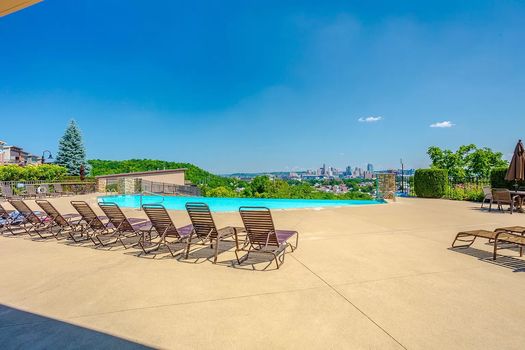 8e68ed2bfddd8dc26a8d65c8faabac18-uncropped_scaled_within_1536_1152