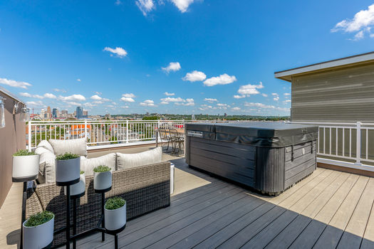 DTM – Lot 32 – 44