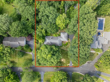 005_Lot Lines 7720_ahwenasa_l_2-edit