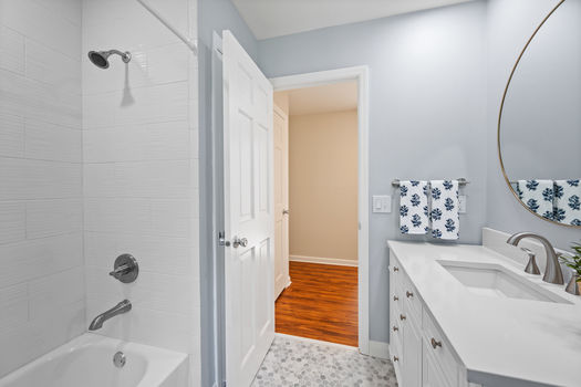 7232 Camargo Woods -68