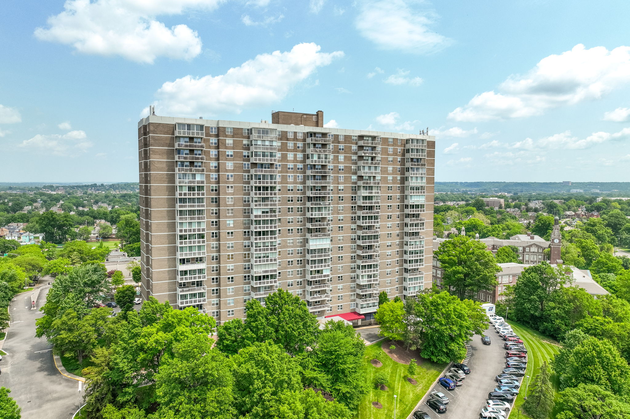 1-web-or-mls-2444 Madison Rd