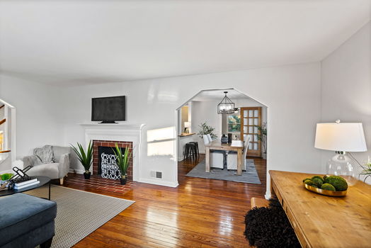 16-web-or-mls-3782 Grovedale Pl-24