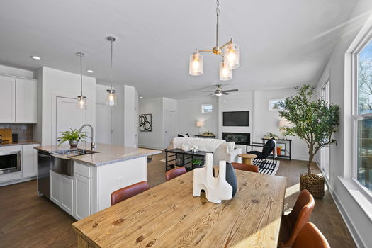 16-web-or-mls-4549 Cooper Rd-18