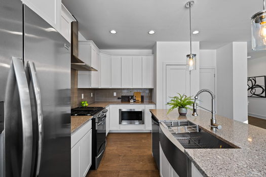 17-web-or-mls-4549 Cooper Rd-19