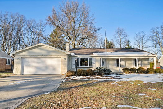 2-web-or-mls-7466 Glenover Dr-54