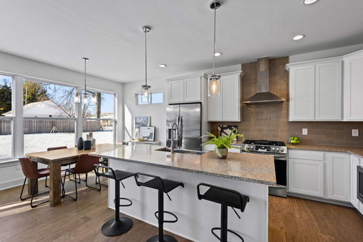 21-web-or-mls-4549 Cooper Rd-22