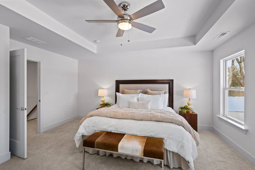 24-web-or-mls-4549 Cooper Rd-32