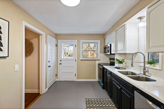 28-web-or-mls-3782 Grovedale Pl-36