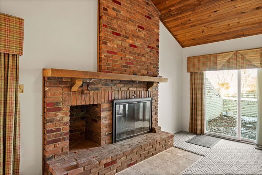 28-web-or-mls-7466 Glenover Dr-40