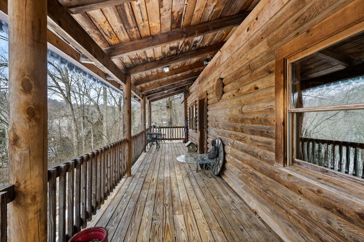 30-web-or-mls-626 Maple Creek-30