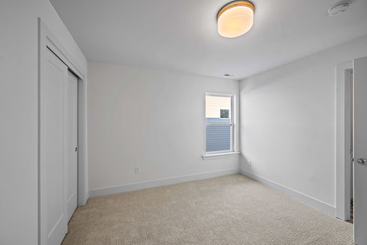 32-web-or-mls-4549 Cooper Rd-48