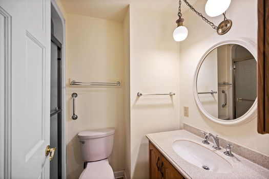 34-web-or-mls-7466 Glenover Dr-31