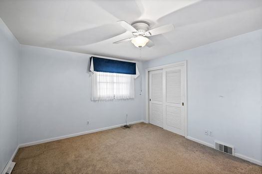 35-web-or-mls-7466 Glenover Dr-22