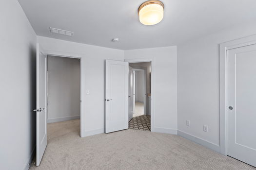 40-web-or-mls-4549 Cooper Rd-40