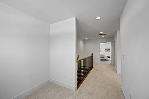 44-web-or-mls-4549 Cooper Rd-28