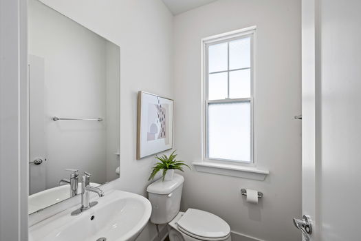 5-web-or-mls-4549 Cooper Rd-9