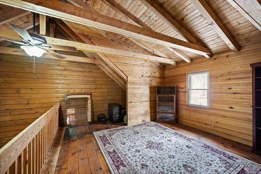 51-web-or-mls-626 Maple Creek-51
