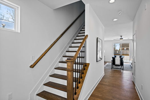 6-web-or-mls-4549 Cooper Rd-8