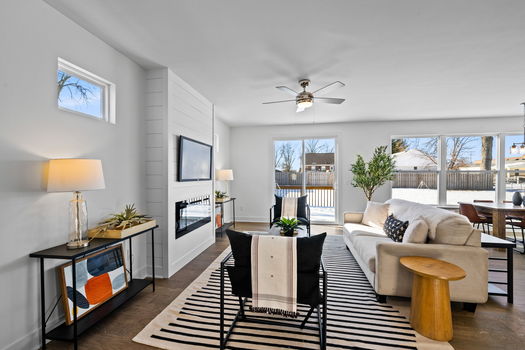 8-web-or-mls-4549 Cooper Rd-10