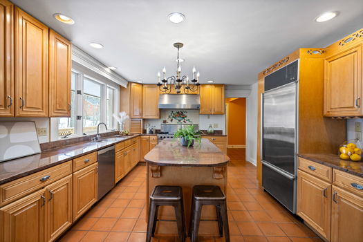 27-web-or-mls-7416 Ayers-40