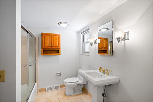 48-web-or-mls-7416 Ayers-46