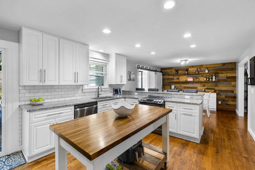 21-web-or-mls-17013 Wellerwoods-36