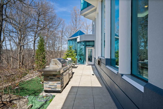 21-web-or-mls-7386 Southpointe Dr-21