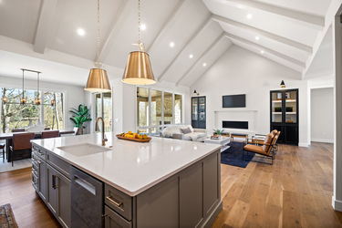 24-web-or-mls-21 Paxton Ct-36