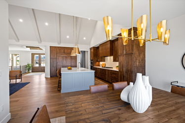 28-web-or-mls-21 Paxton Ct-40